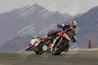 media/Jan-14-2023-SoCal Trackdays (Sat) [[497694156f]]/Turn 9 Set 2 (1130am)/